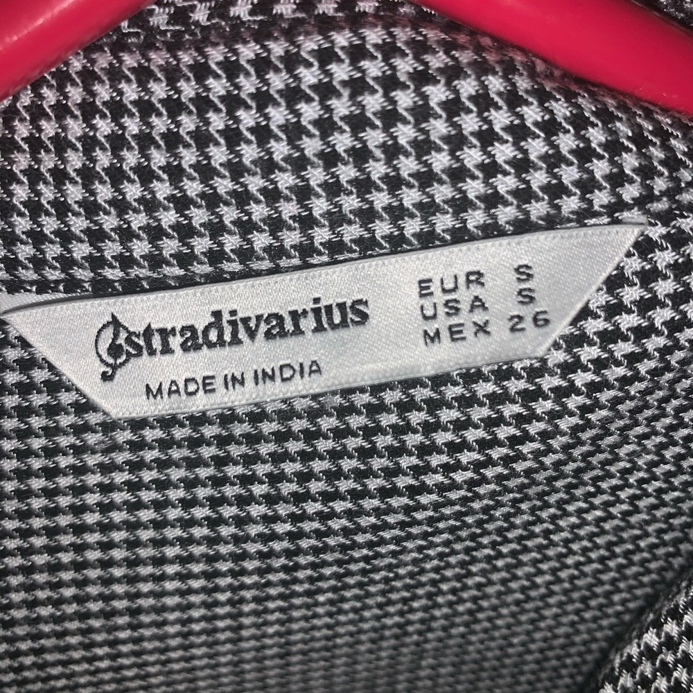Stradivarius Shirt Dress in Houndstooth - Picture 7 of 7